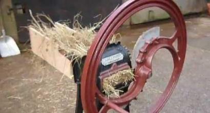 Straw chopper: types and DIY manufacturing How to make a do-it-yourself straw crusher